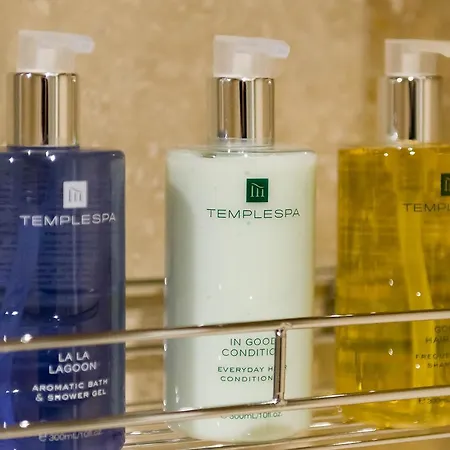 לינה וארוחת בוקר The Old Town Hall