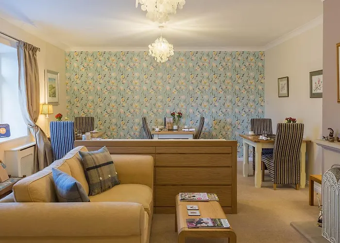 לינה וארוחת בוקר The Old Town Hall